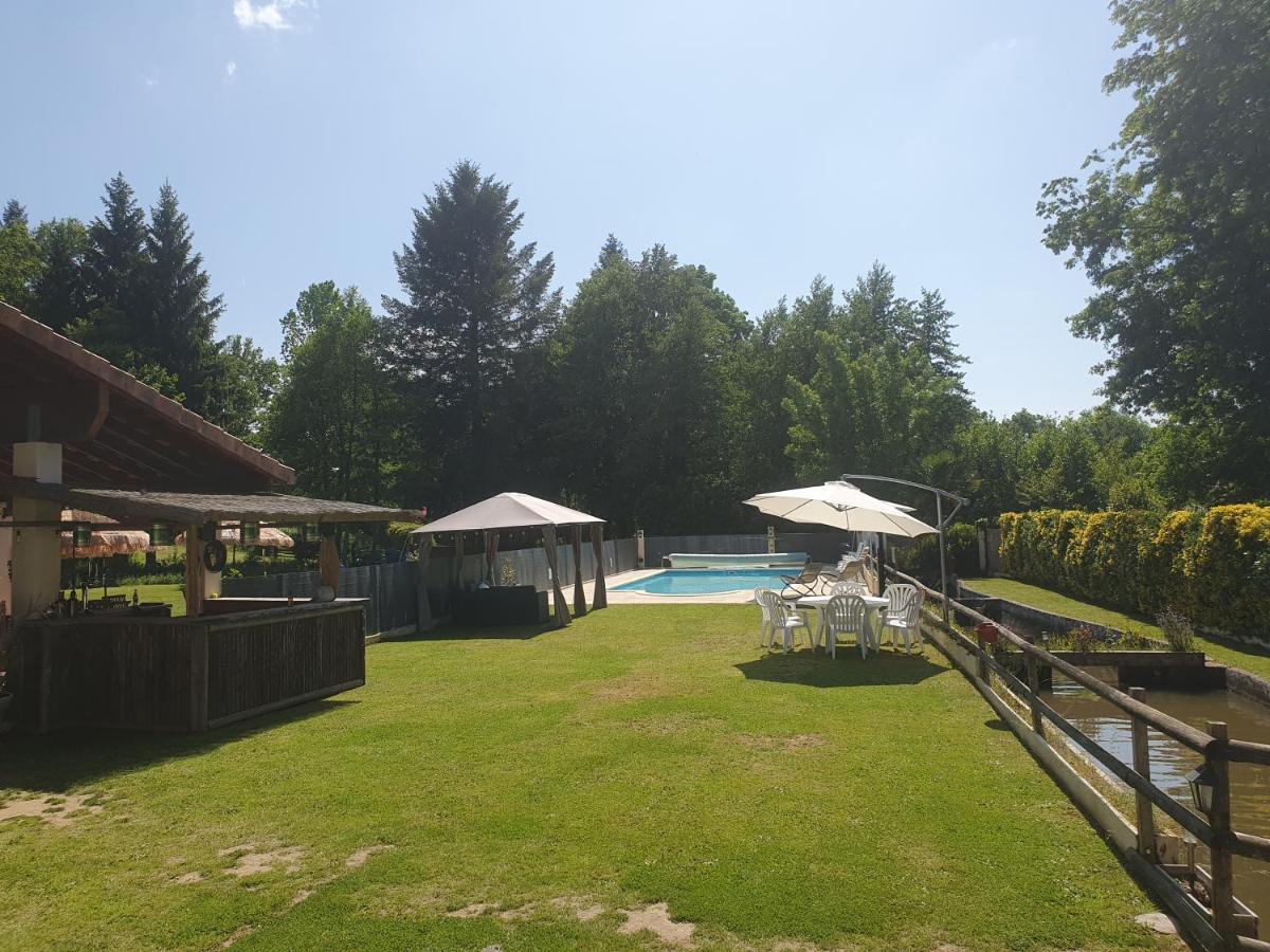Moulin Du Pommier Glamping & Camping Saulgond 외부 사진